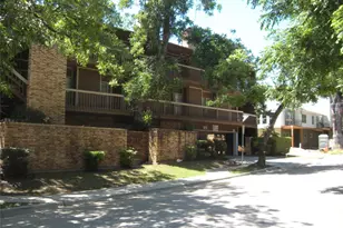 612 Park Pl, Austin, TX 78705 - Photo 2