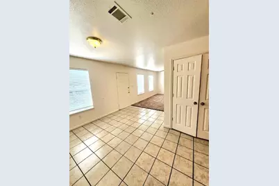519 W Hutchison Street #C, San Marcos, TX 78666 - Photo 4