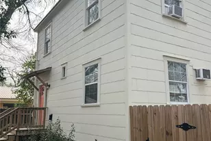 1604 Water St, Bastrop, TX 78602 - Photo 10