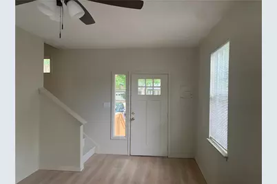 1604 Water Street, Bastrop, TX 78602 - Photo 4