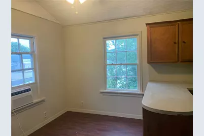 1604 Water Street, Bastrop, TX 78602 - Photo 8