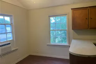 1604 Water St, Bastrop, TX 78602 - Photo 8