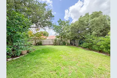 31 Lost Meadow Trail, The Hills, TX 78738 - Photo 34