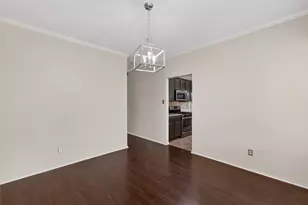 125 Hometown Pkwy, Kyle, TX 78640 - Photo 14
