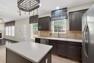 125 Hometown Pkwy, Kyle, TX 78640 - Photo 12