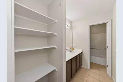 125 Hometown Parkway, Kyle, TX 78640 - Photo 36