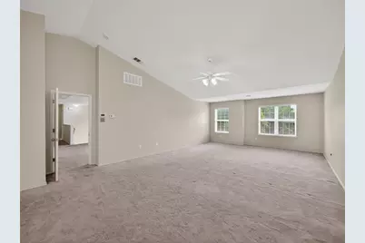 125 Hometown Parkway, Kyle, TX 78640 - Photo 24