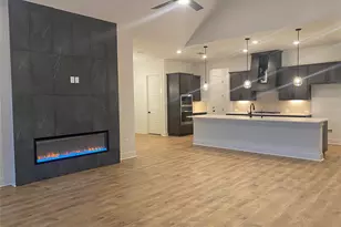 204 Kapok St, Buda, TX 78610 - Photo 2