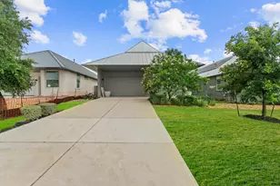 109 Rough Crk Rd, Georgetown, TX 78628 - Photo 2