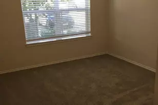 8601 Westgate Blvd, Austin, TX 78745 - Photo 6