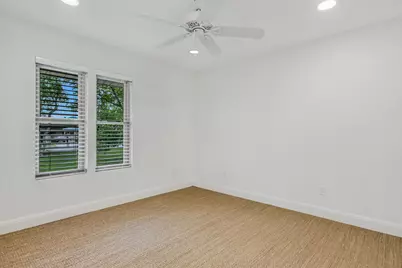 306 Briarwood Trail, Austin, TX 78746 - Photo 28