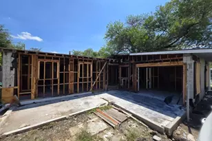 2427 Clara Ln, San Antonio, TX 78213 - Photo 8
