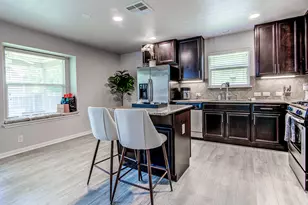 8528 Inca Dove Drive, Austin, TX 78729 - Photo 6