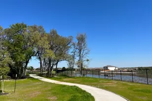 401 Raleigh Dr, Georgetown, TX 78633 - Photo 34