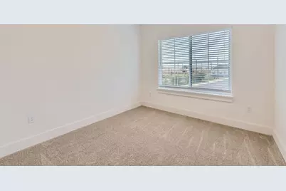 6820 Blue Dawn Trail #104, Austin, TX 78744 - Photo 8