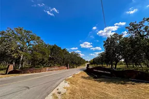138 San Jacinto St, Bastrop, TX 78602 - Photo 32