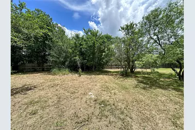 138 San Jacinto Street, Bastrop, TX 78602 - Photo 30