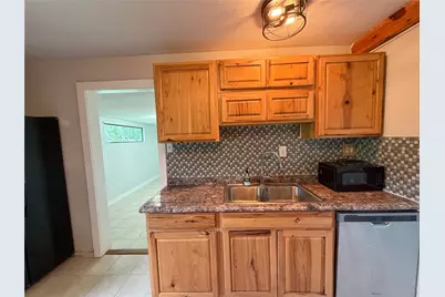 138 San Jacinto Street, Bastrop, TX 78602 - Photo 10