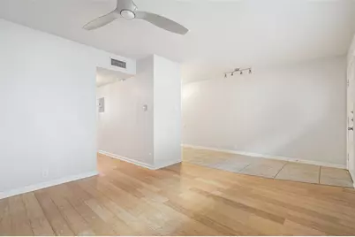 2404 Longview Street #105, Austin, TX 78705 - Photo 4