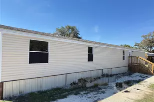 954 Phillip Ln, Liberty Hill, TX 78642 - Photo 2