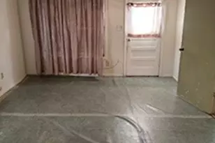 109 Tennessee St, Taylor, TX 76574 - Photo 4