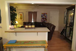 1310 S Pine St, Georgetown, TX 78626 - Photo 4