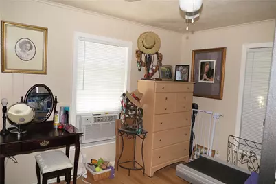 1310 S Pine Street, Georgetown, TX 78626 - Photo 10