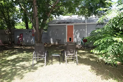 1310 S Pine Street, Georgetown, TX 78626 - Photo 14