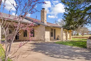 491 Herron Trail, McDade, TX 78650 - Photo 2