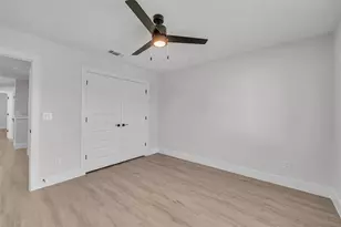 9317 Curious Squirrel St, Austin, TX 78744 - Photo 18