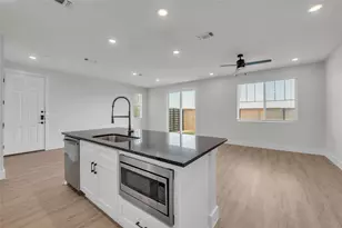 9317 Curious Squirrel St, Austin, TX 78744 - Photo 6