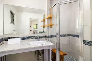 2212 East Side Dr, Austin, TX 78704 - Photo 16