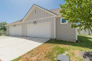 105 Harborside Dr, San Marcos, TX 78666 - Photo 24