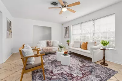 8911 Little Walnut Parkway, Austin, TX 78758 - Photo 10