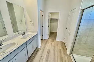 4917 Stockton Ln, Del Valle, TX 78617 - Photo 4