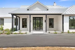 172 Crooked Creek Ct, Johnson City, TX 78636 - Photo 4