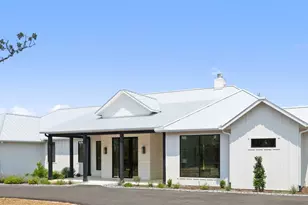 172 Crooked Creek Ct, Johnson City, TX 78636 - Photo 2