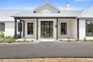 172 Crooked Creek Ct, Johnson City, TX 78636 - Photo 4