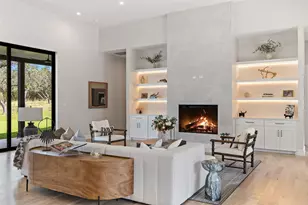 172 Crooked Creek Ct, Johnson City, TX 78636 - Photo 2