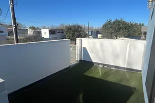 1105 Altum St, Austin, TX 78721 - Photo 12