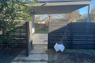 1105 Altum St, Austin, TX 78721 - Photo 14