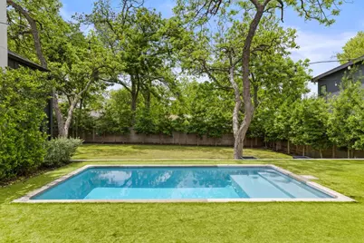 907 Karen Avenue, Austin, TX 78757 - Photo 22