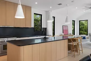 907 Karen Ave, Austin, TX 78757 - Photo 8