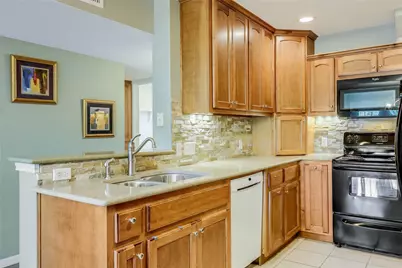 105 Comanche Point, Point Venture, TX 78645 - Photo 10