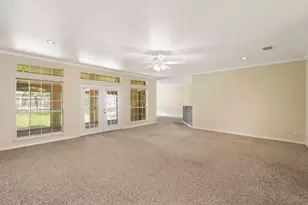 1906 Meadow Ridge Dr, Taylor, TX 76574 - Photo 4