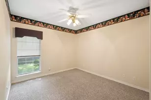 1906 Meadow Ridge Dr, Taylor, TX 76574 - Photo 20