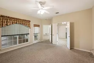 1906 Meadow Ridge Dr, Taylor, TX 76574 - Photo 12