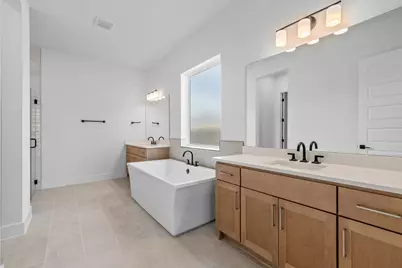221 Maton Way, Liberty Hill, TX 78642 - Photo 18