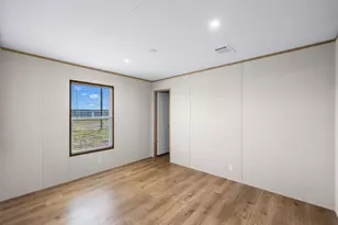 139 Azalea Ct, Dale, TX 78616 - Photo 10