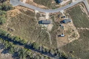 139 Azalea Ct, Dale, TX 78616 - Photo 26